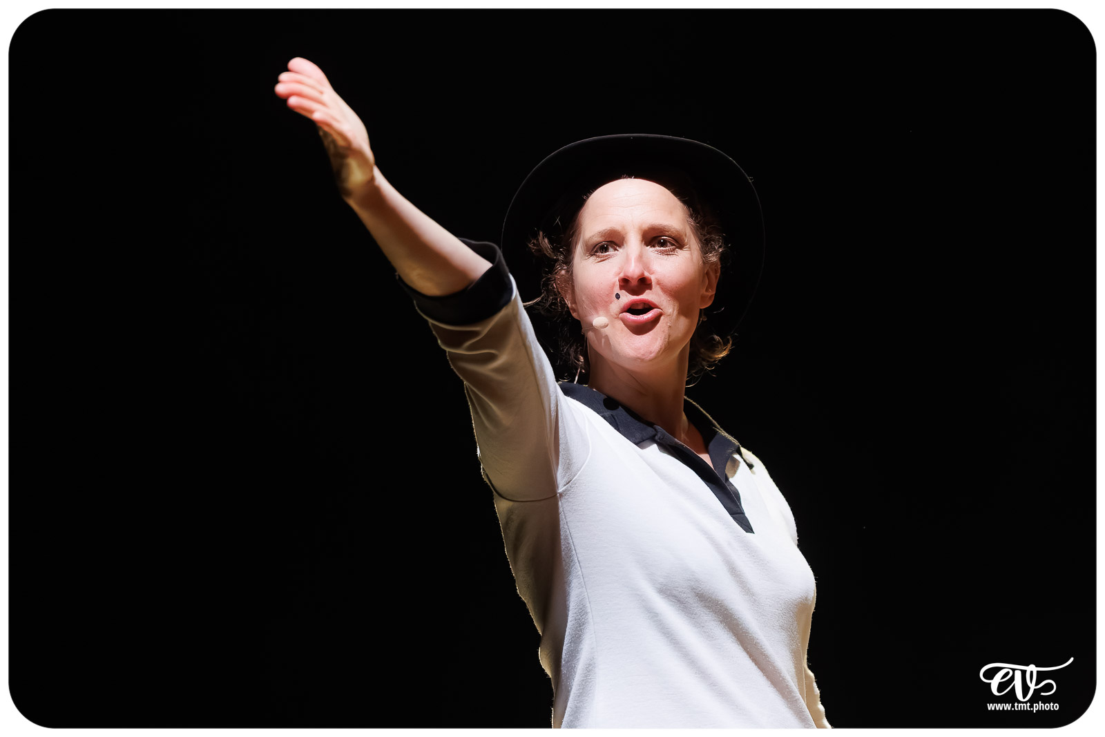 JE DANSE AVEC MILLIAT (KAREN CHATAIGNER)